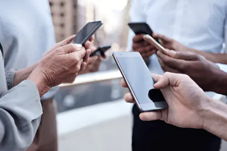 أفضل الهواتف الذكية المرتقبة في عام 2025: كل ما تحتاج معرفته