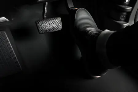 ما هو الدبرياج؟ تعرف على وظيفته وأهميته في السيارة